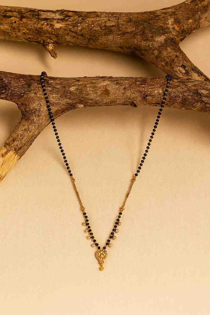 Elegant Gold-Plated Daily Wear Mangalsutra – Minimal Black Bead Chain with Designer Pendant