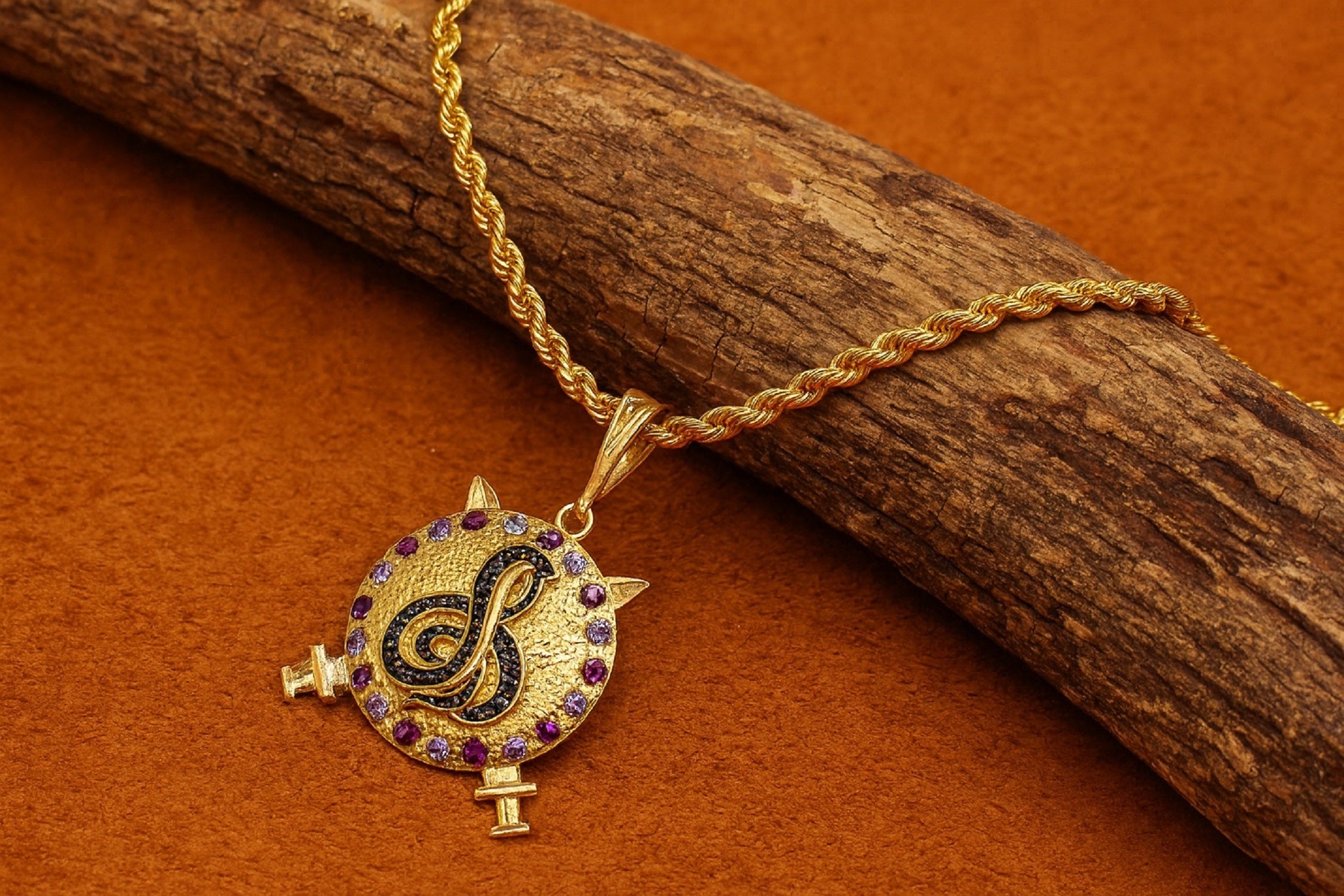 soni jewellery Gold plated chain with pendant necklace jewelry set for men women unisex