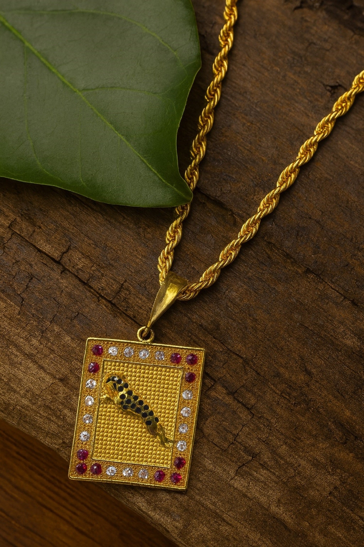 soni jewellery Gold plated chain with pendant necklace jewelry set for men women unisex