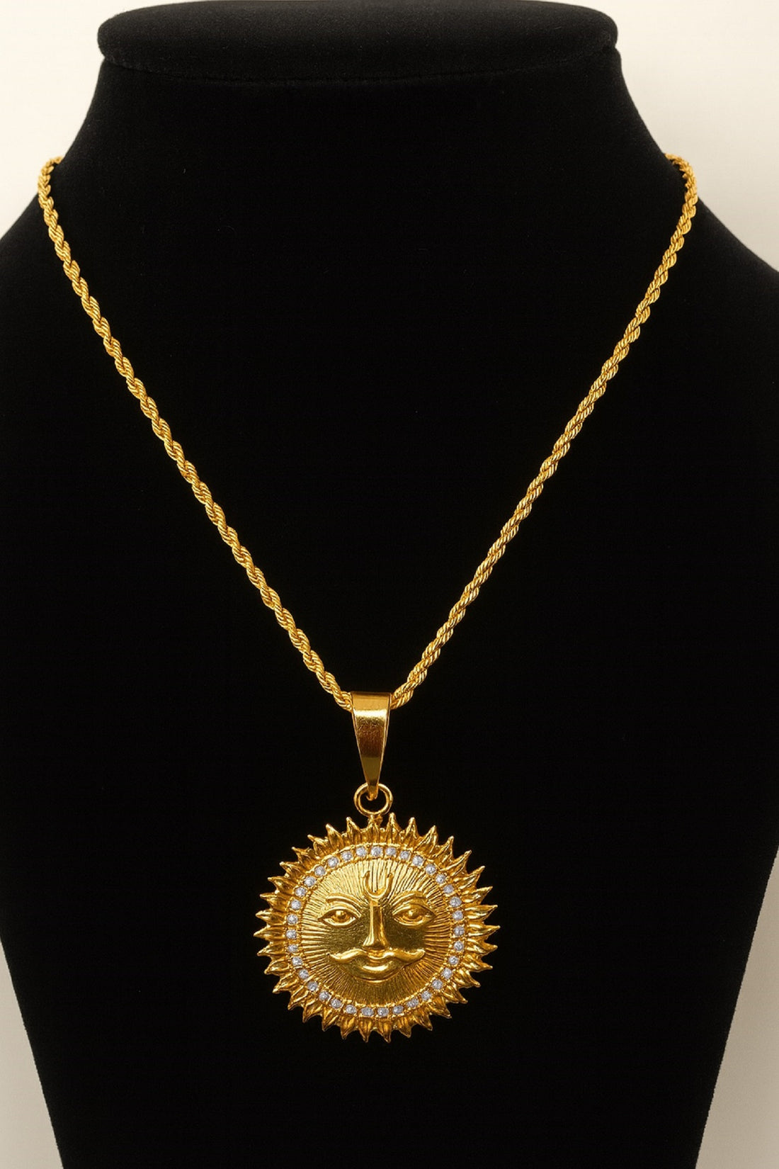 soni jewellery Gold plated chain with pendant necklace jewelry set for men