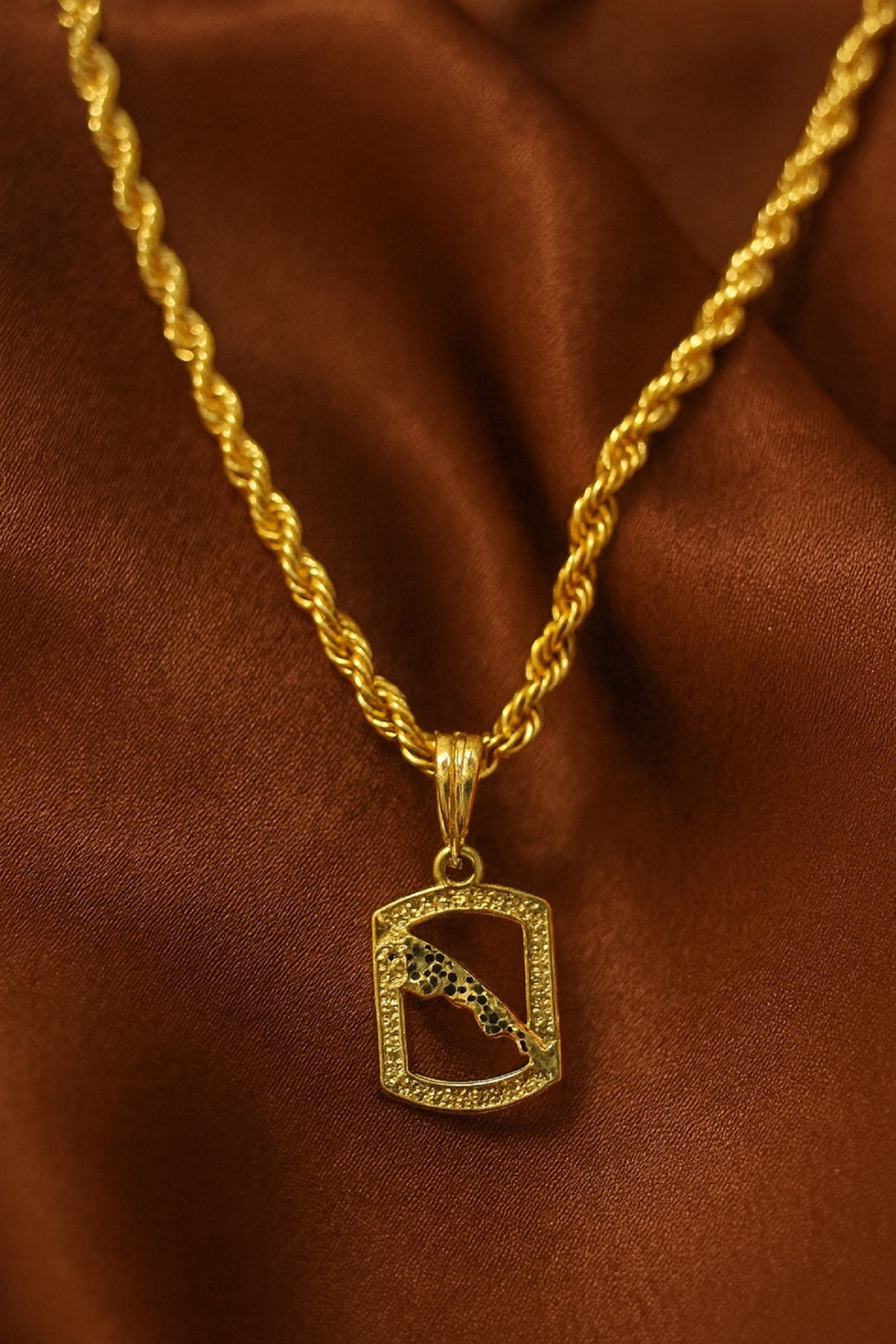 soni jewellery Gold plated chain with pendant necklace jewelry set for men women unisex