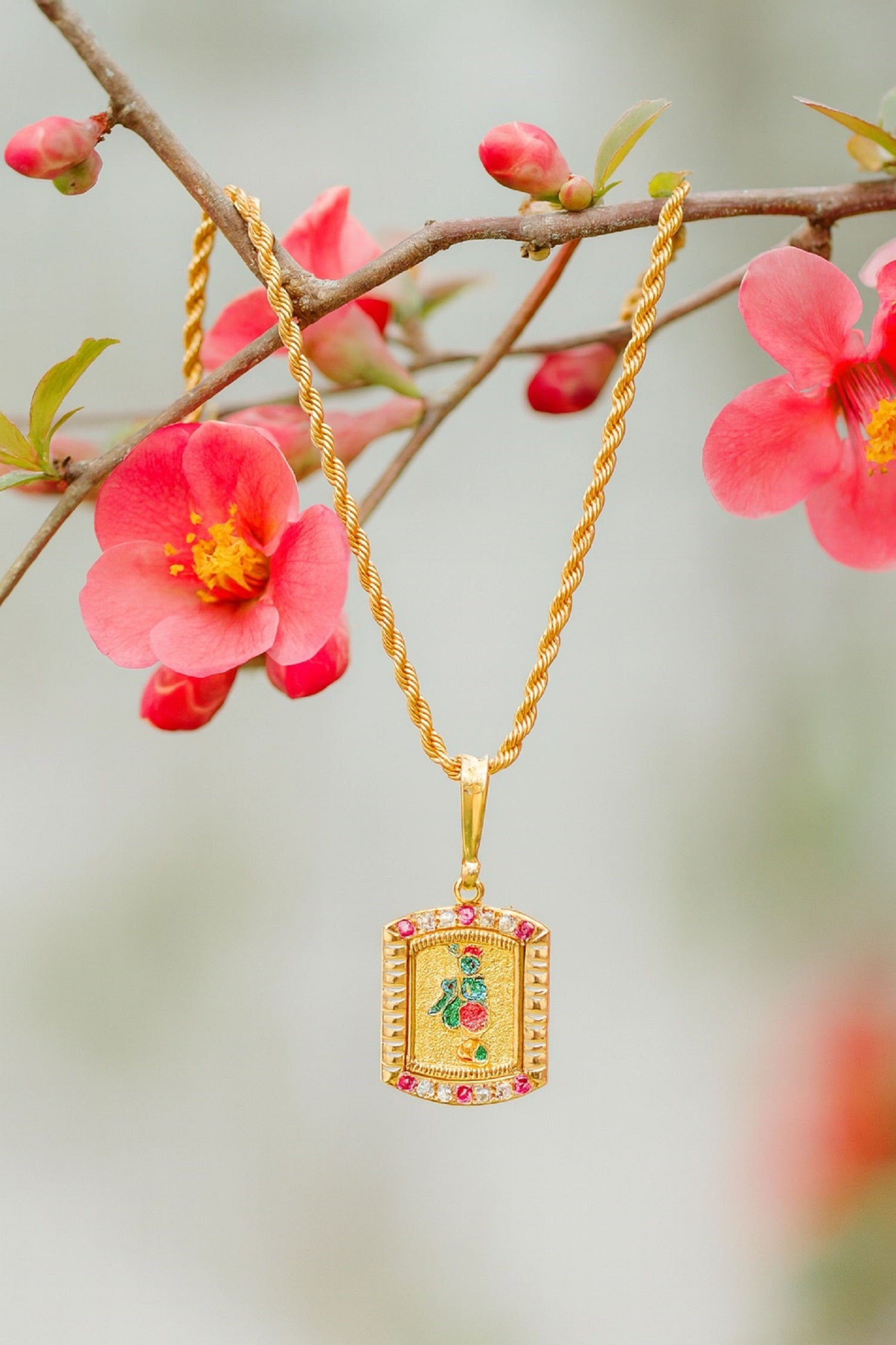 soni jewellery Gold plated chain with pendant necklace jewelry set for men women unisex