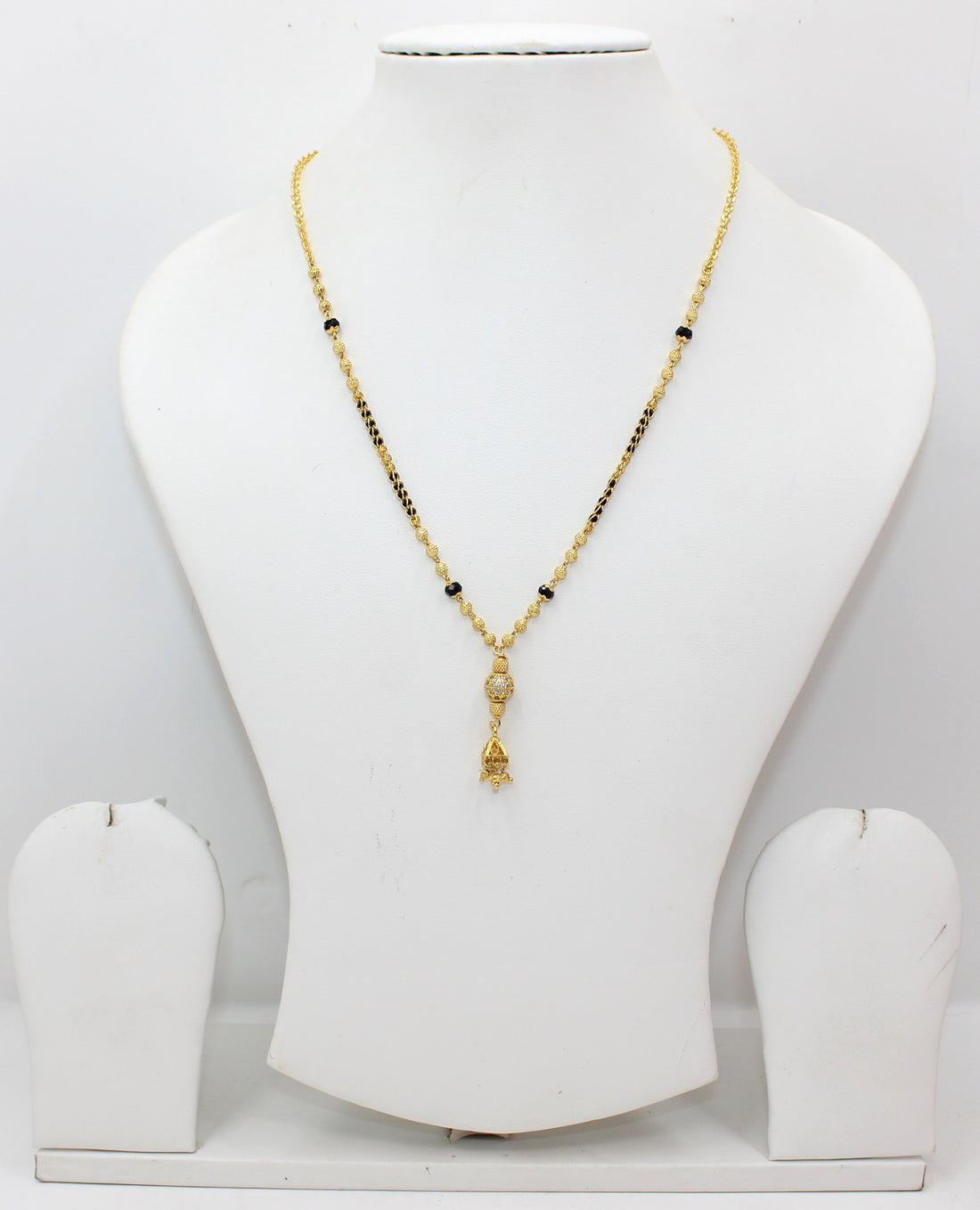 Premium Gold Plated Daily Wear Mangalsutra with Elegant Hanging Pendant – Traditional & Stylish 💛