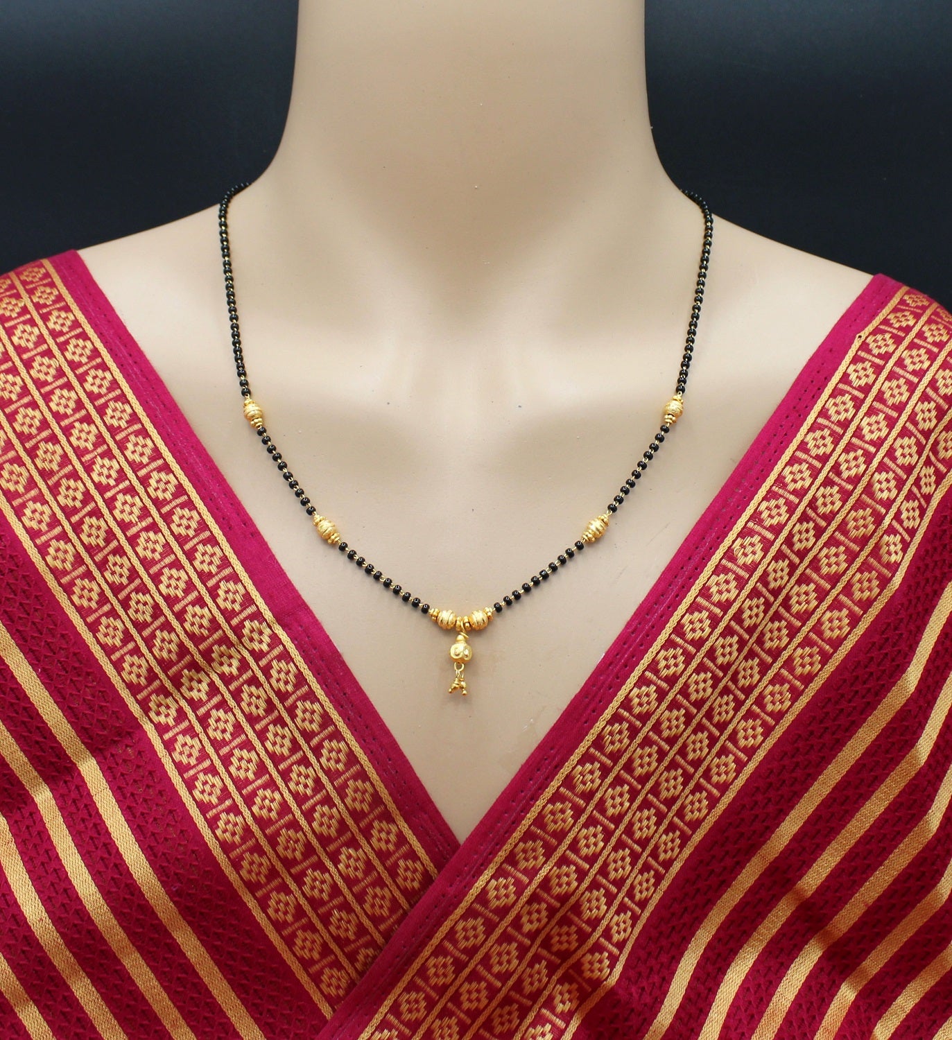 Elegant Daily Wear Black Bead Gold Plated Mangalsutra – Simple & Stylish Traditional Design 💛
