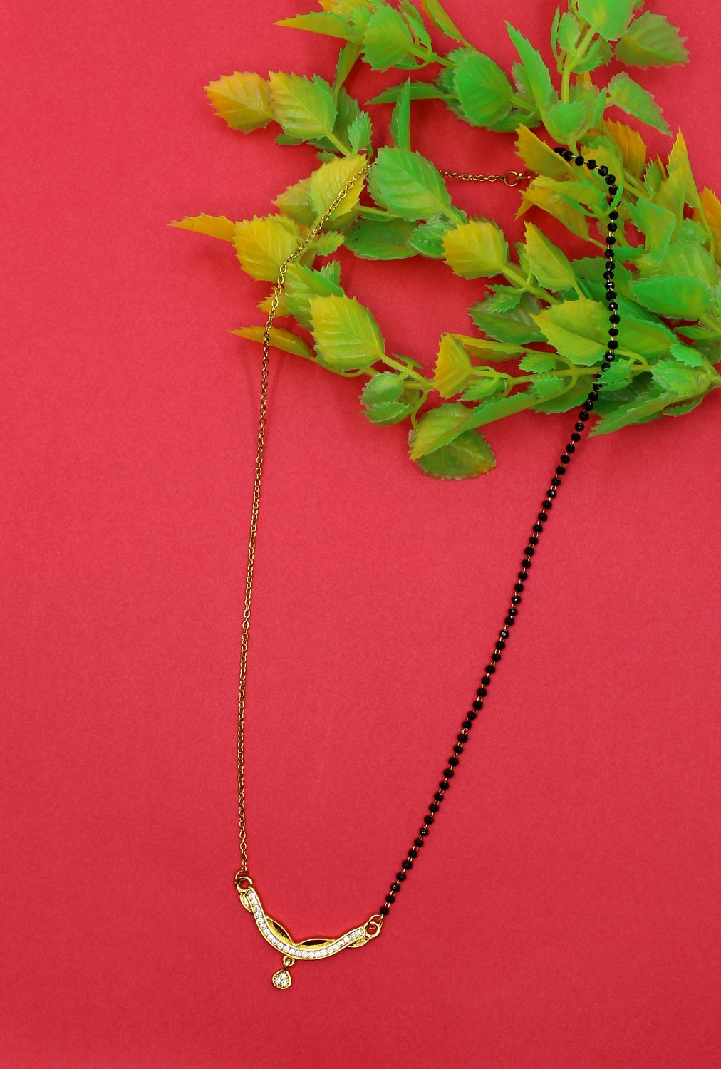 Half-Chain Floral CZ Pendant Mangalsutra – Modern Daily Wear with Gold Finish