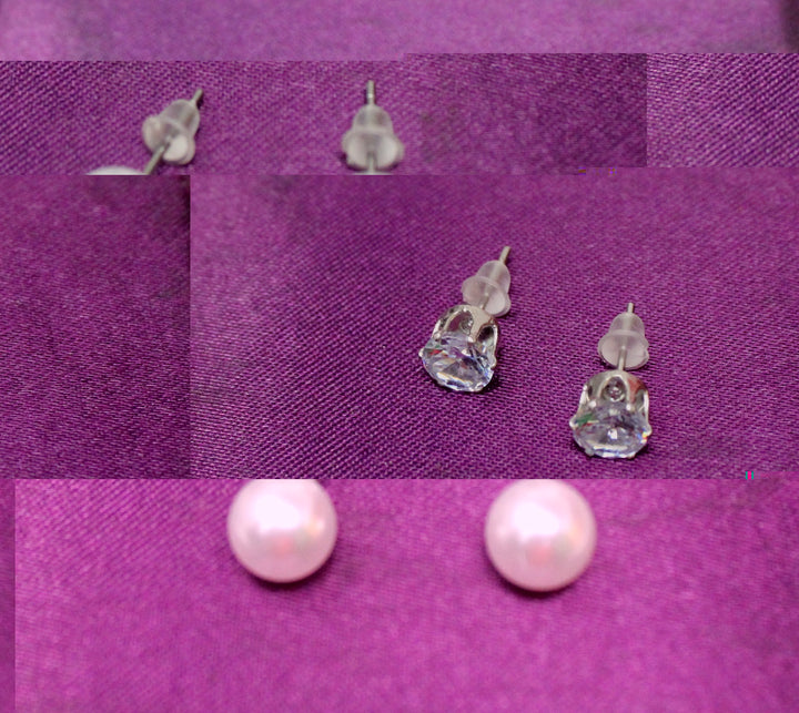 soni jewellery Sizzling Bejeweled Pendants & Lockets