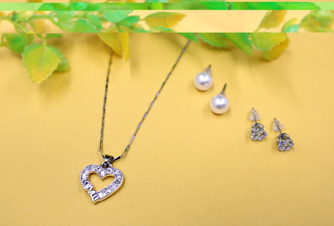 soni jewellery American Diamond chain pendant with earring