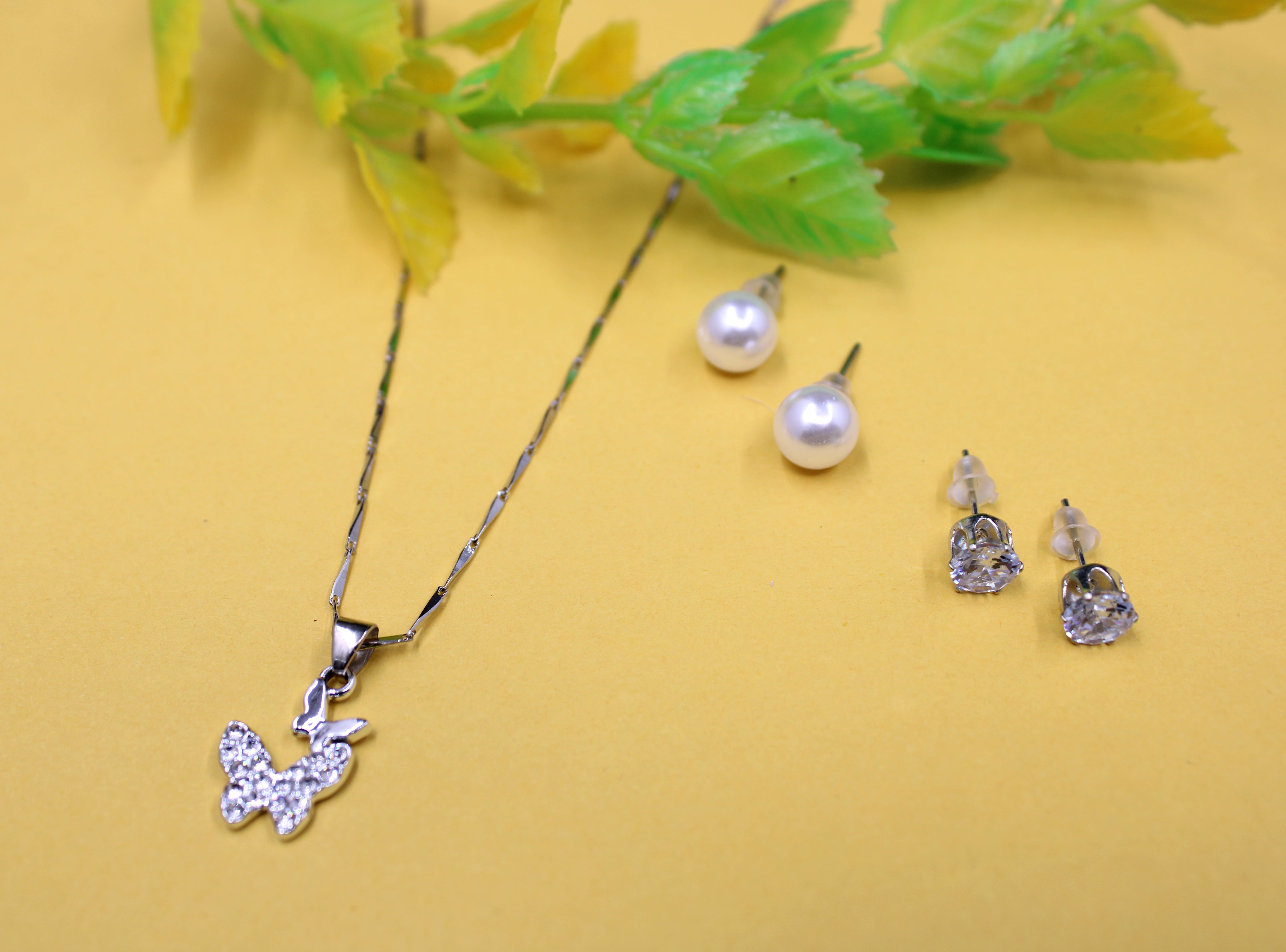 soni jewellery American Diamond Jewellery Set