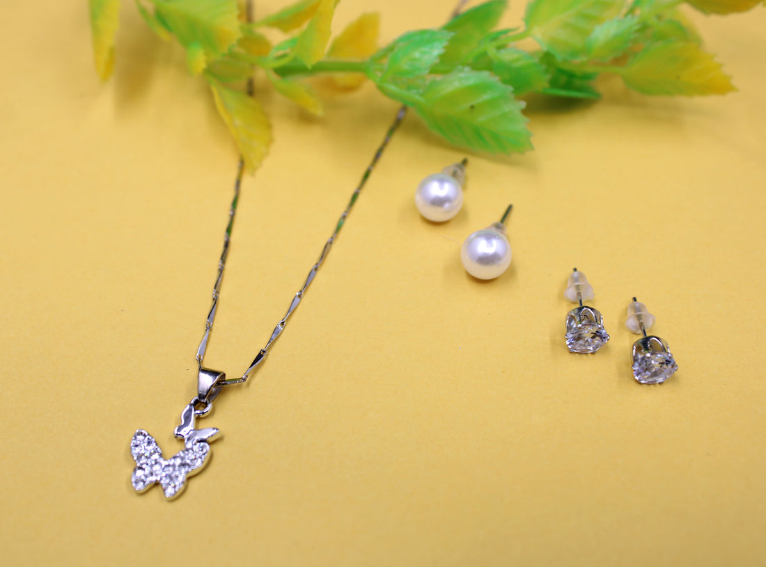 soni jewellery American Diamond Jewellery Set