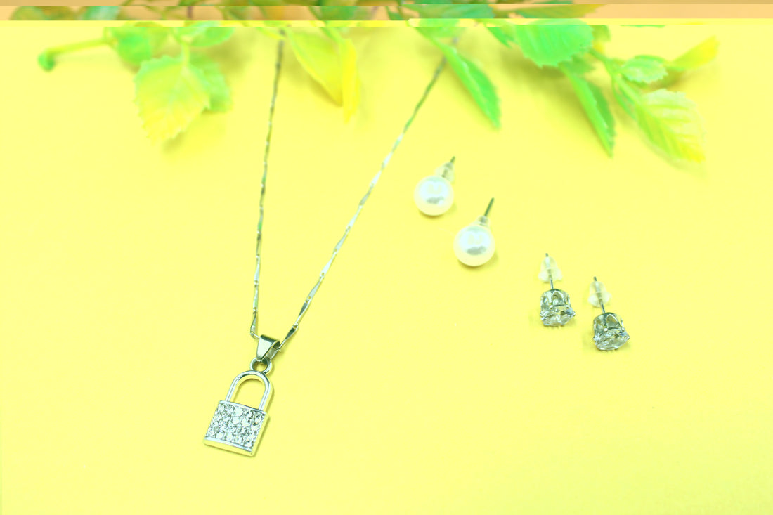 soni jewellery American Diamond Jewellery Set