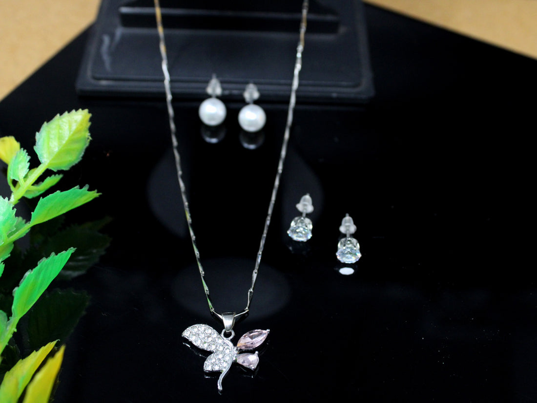 soni jewellery American Diamond Jewellery Set