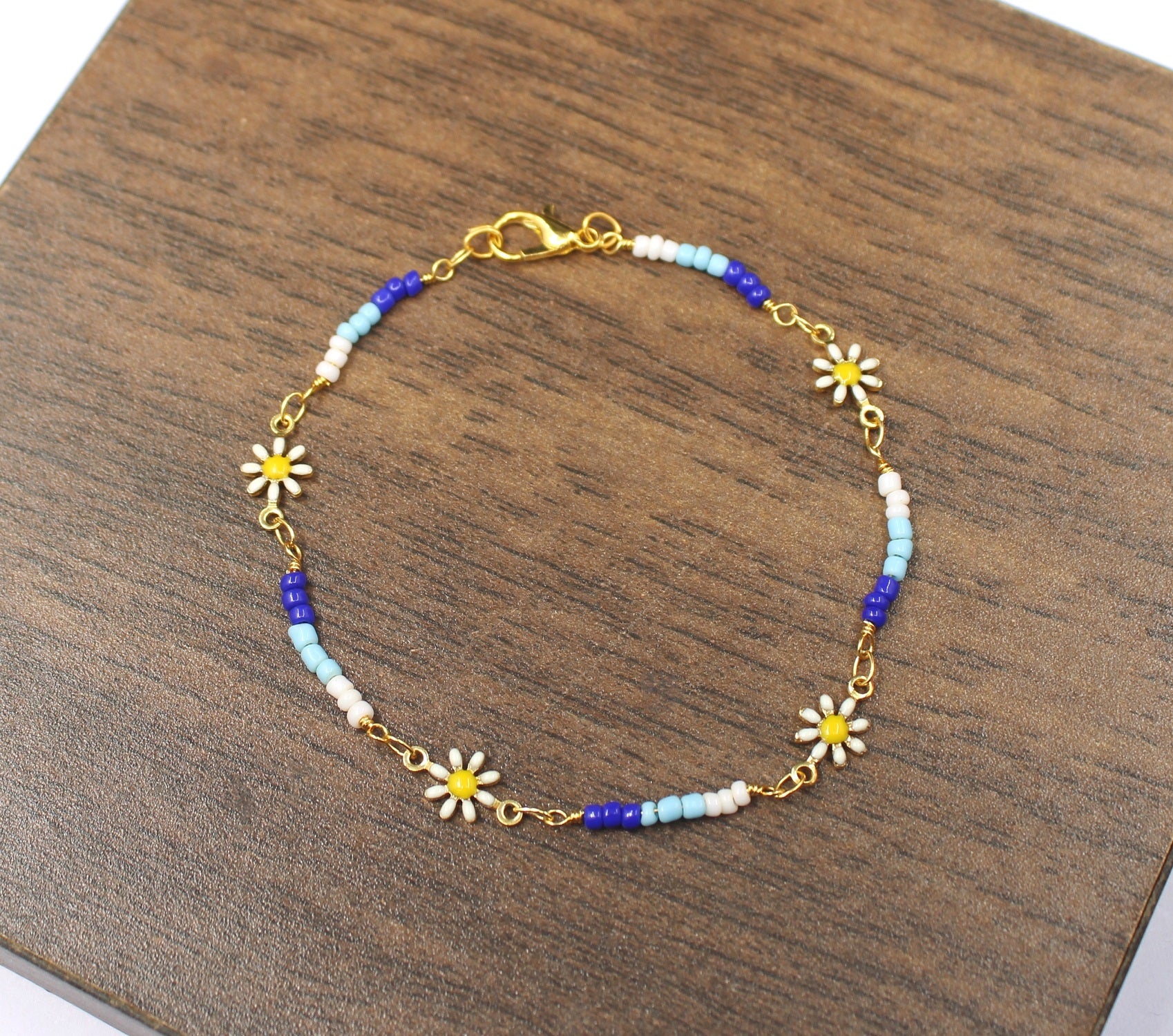 soni jewellery Beautiful Charm Bracelet for Girls And Women