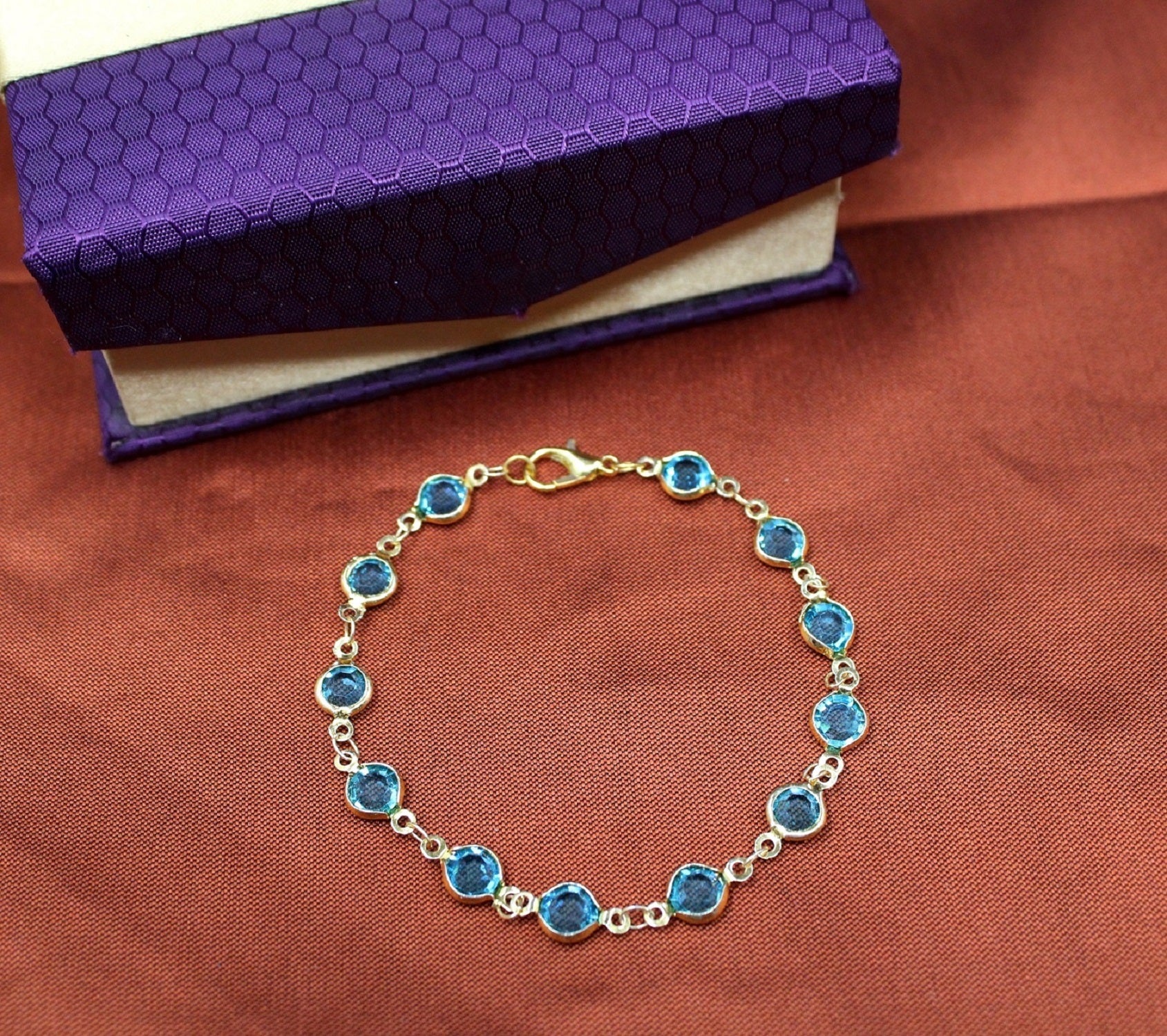 soni jewellery Beautiful Charm Bracelet for Girls And Women