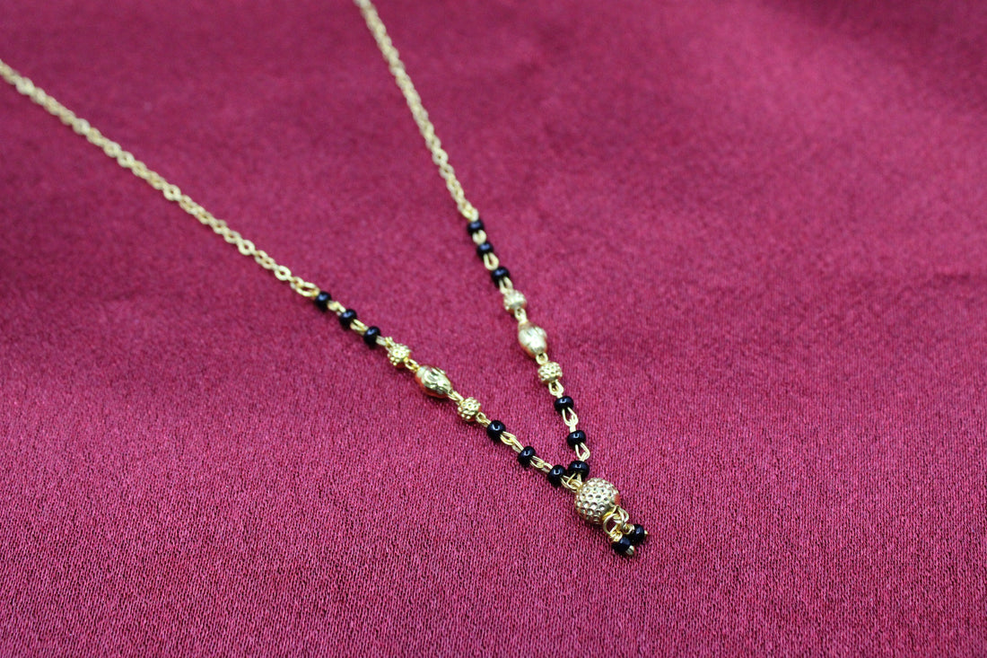 Minimal Gold-Plated Daily Wear Mangalsutra – Elegant Black Bead Chain Design