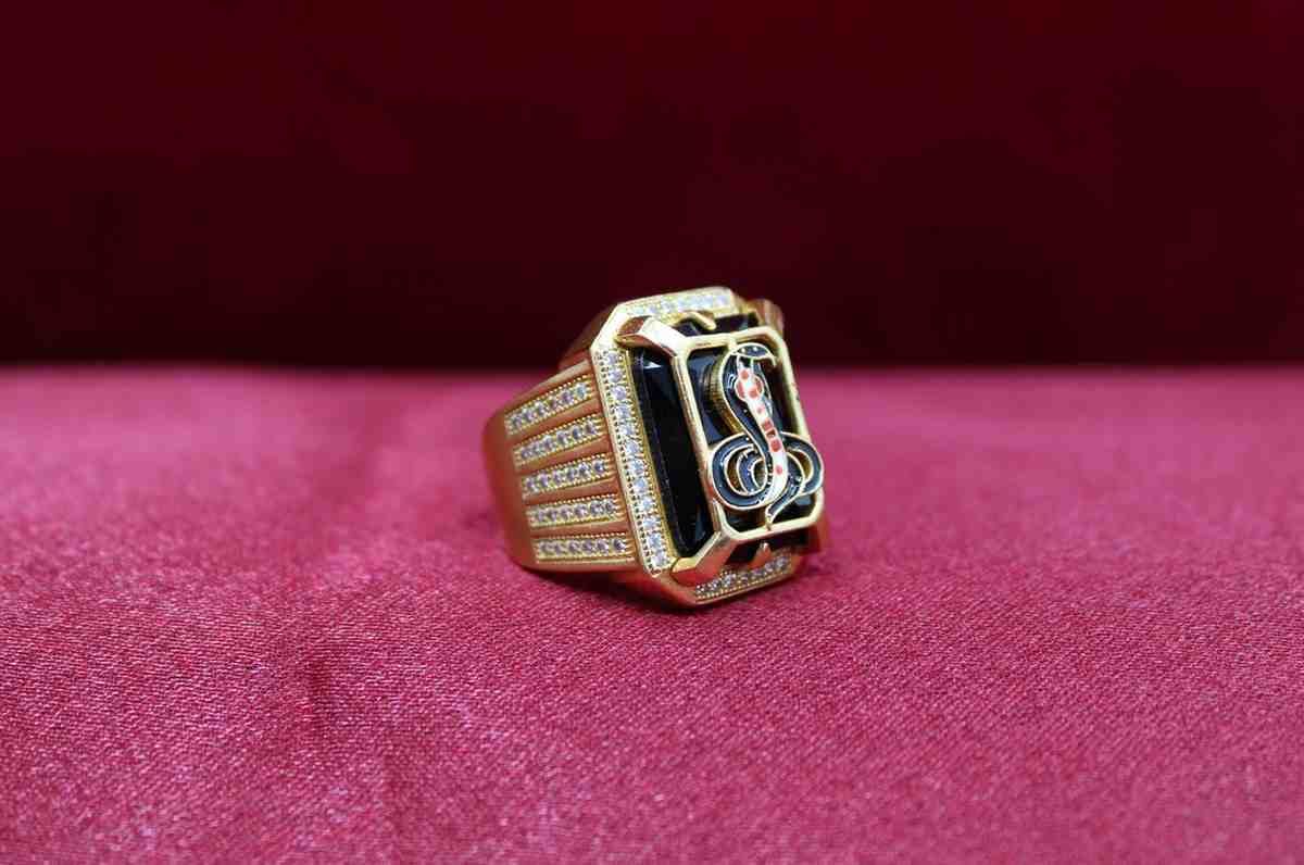1 Gram Gold Plated Goga Maharaj With Diamond Best Quality Ring For Men